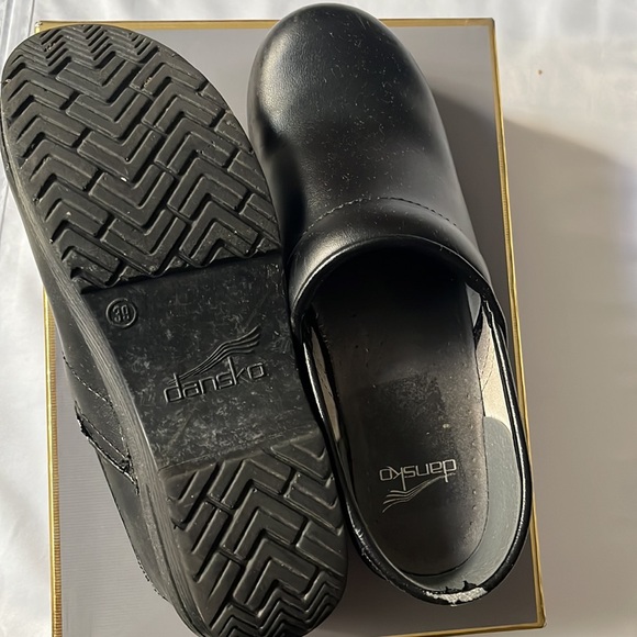 Dansko clogs - Picture 2 of 3